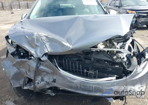 2019 Buick Envision Awd Essence z USA, uszkodzony, nr VIN LRBFX2SA5KD014994